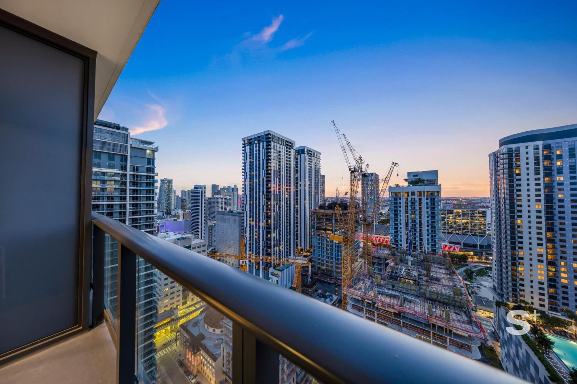 Apartamento Skyline Escape Sleek 1br With Downtown Charm Miami